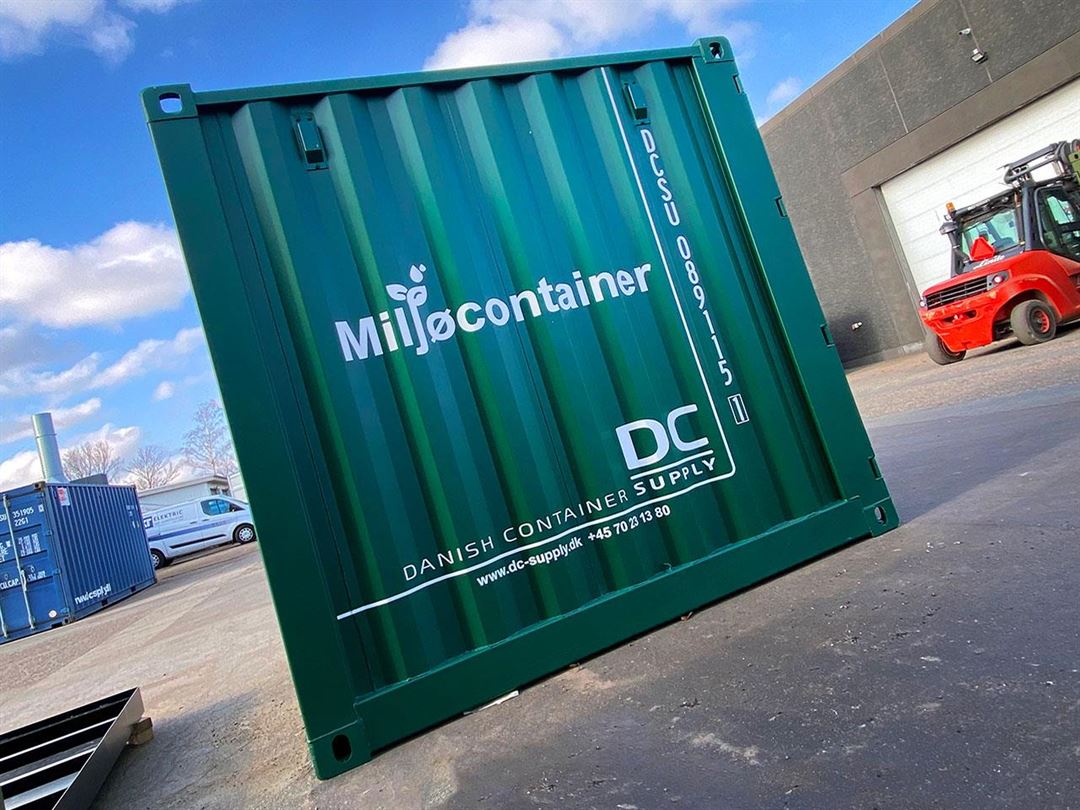 Miljøcontainere fra DC-Supply til sikker opbevaring af skadelige materialer
